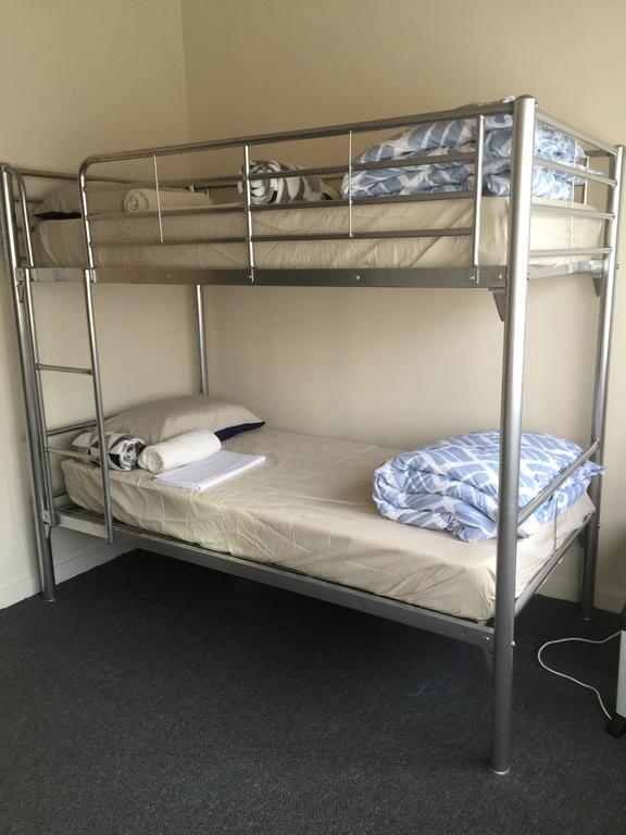 Cromwell Backpackers Vandrarhem Exteriör bild