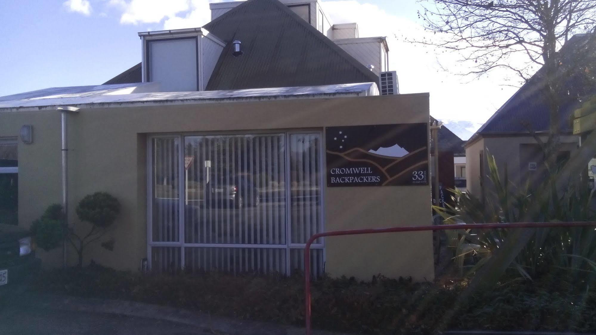 Cromwell Backpackers Vandrarhem Exteriör bild