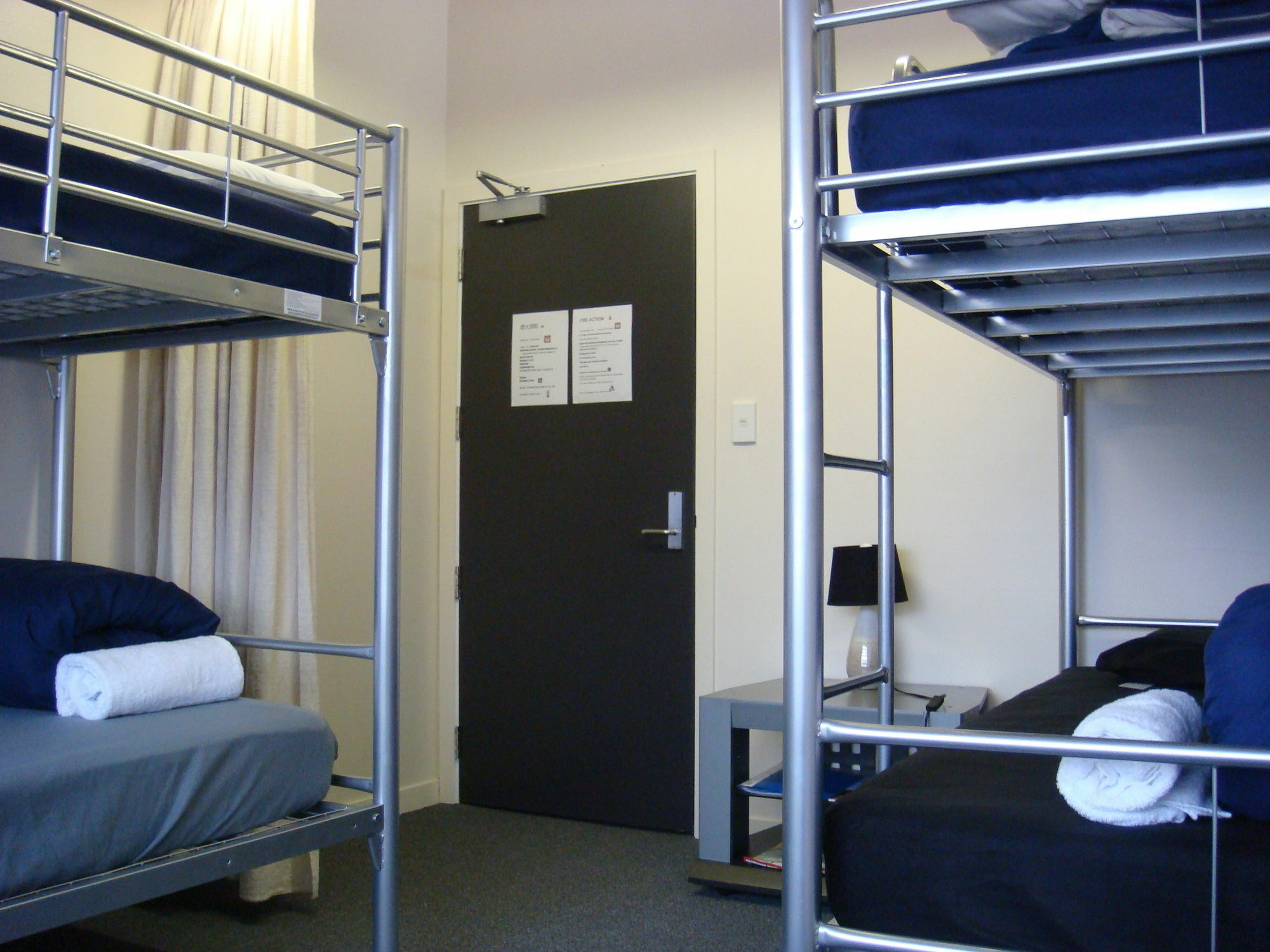 Cromwell Backpackers Vandrarhem Exteriör bild